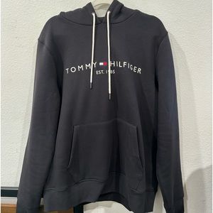 Brand New Tommy Hilfiger Large